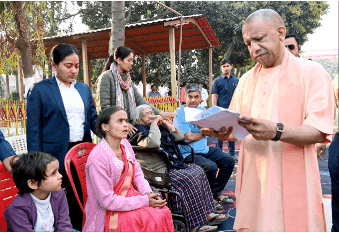 सीएम ने जनता दर्शन में 200 लोगों की समस्याएं सुनीं, बोले चिंता मत करिए