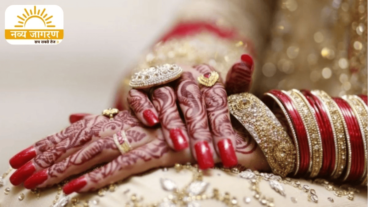 सुहागरात में पति ने बनाए जबरन संबंध, ससुर और देवर करते थे अश्लील हरकतें