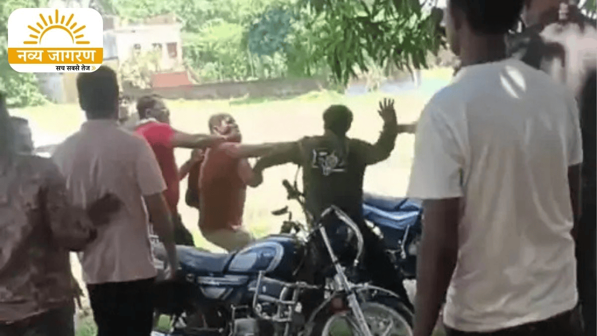 राजस्व टीम पर मारपीट का आरोप, दो लोग हिरासत में
