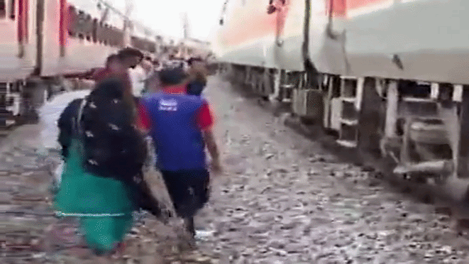 ट्रेन हादसे में यूपी के चार यात्रियों की मौत, दूसरी पटरी पर आई ट्रेन से हुआ हादसा