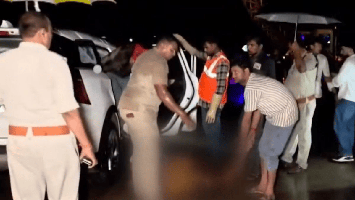 हादसे में पांच लोगों की मौत, कटर की मदद से निकाले शव