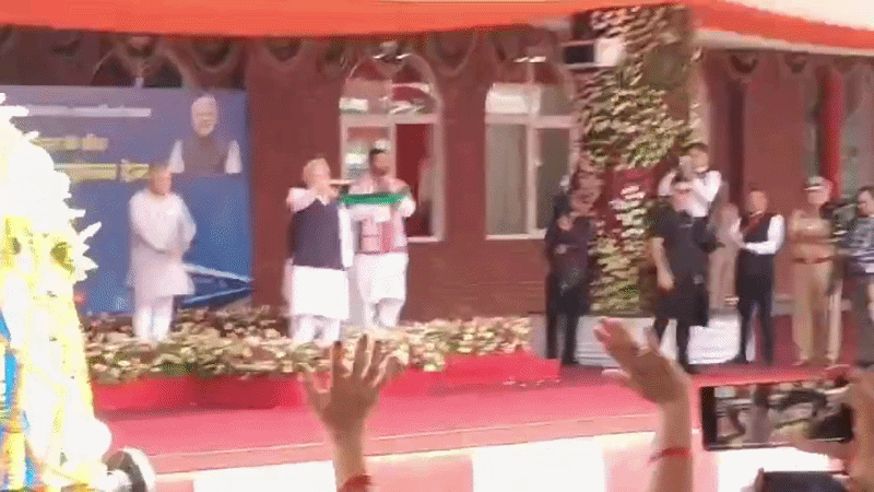 पीएम मोदी ने दिखाई हरी झंडी, 5 से 25 रुपये के बीच किराया निर्धारित